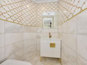 33 Parkway Drive, Roslyn Heights NY 11577