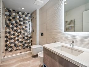 23 Estates Terrace N, Manhasset NY 11030