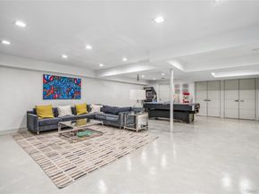 23 Estates Terrace N, Manhasset NY 11030