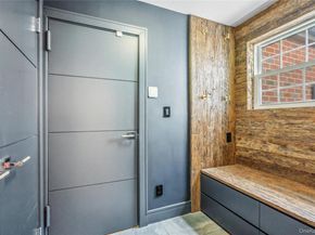 23 Estates Terrace N, Manhasset NY 11030