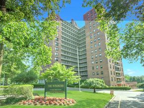 4705 Henry Hudson Parkway W 1J, Bronx NY 10471