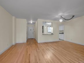 4705 Henry Hudson Parkway W 1J, Bronx NY 10471