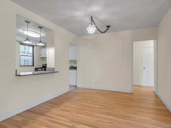 4705 Henry Hudson Parkway W 1J, Bronx NY 10471