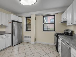 4705 Henry Hudson Parkway W 1J, Bronx NY 10471