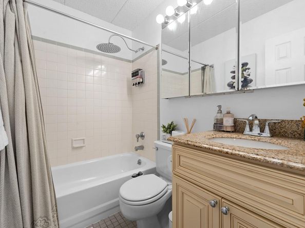 3220 Fairfield Avenue 6A, Bronx NY 10463