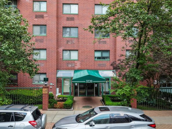 3220 Fairfield Avenue 6A, Bronx NY 10463
