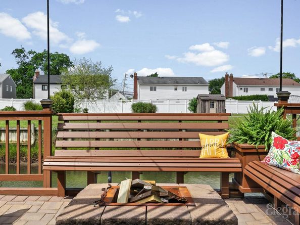 3408 Parkway Drive, Baldwin NY 11510