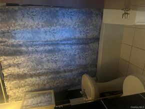 264-31 Langston Avenue 2nd Fl., Glen Oaks NY 11004