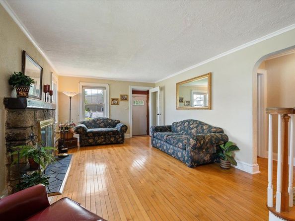 1016 Tyrus Court, Merrick NY 11566