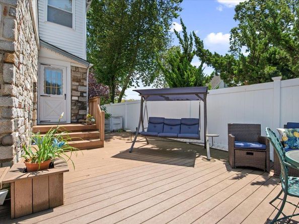 1016 Tyrus Court, Merrick NY 11566
