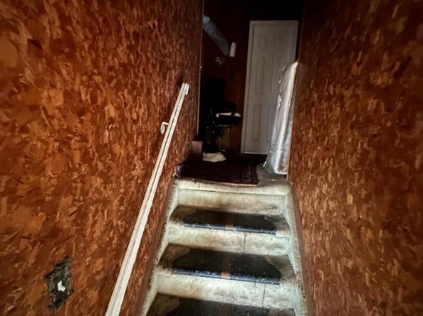 238 Babylon Turnpike, Freeport NY 11520