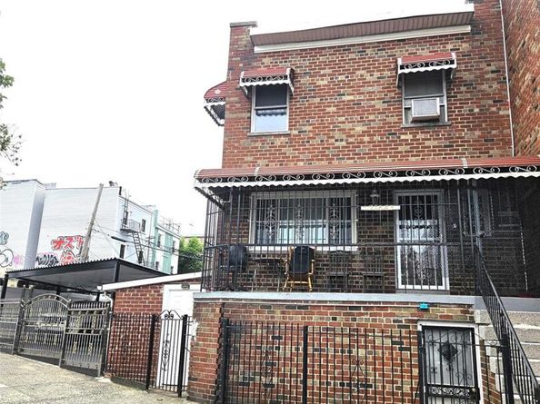 2164 Cross Bronx Expressway, Bronx NY 10472