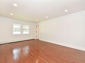 907 Pearl Street, Bohemia NY 11716