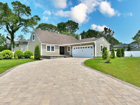 907 Pearl Street, Bohemia NY 11716