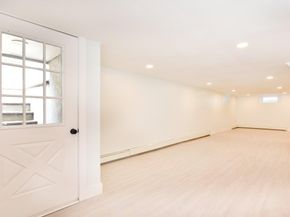 907 Pearl Street, Bohemia NY 11716