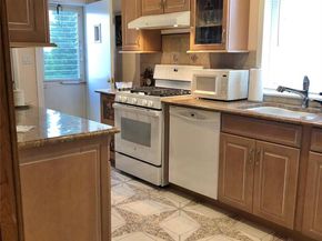 87-14 161 Avenue, Howard Beach NY 11414