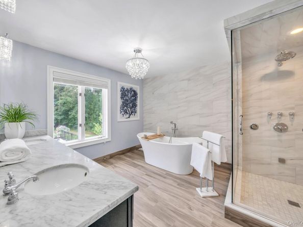 304 Syosset Woodbury Road, Woodbury NY 11797