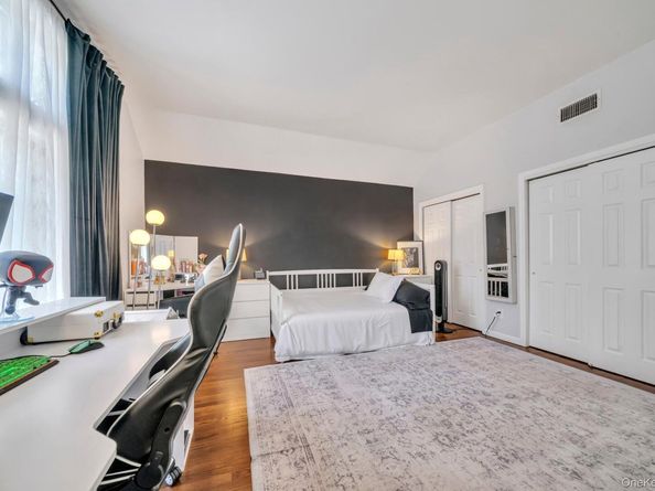304 Syosset Woodbury Road, Woodbury NY 11797