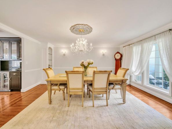 304 Syosset Woodbury Road, Woodbury NY 11797