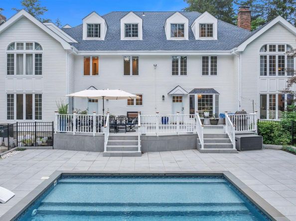 304 Syosset Woodbury Road, Woodbury NY 11797