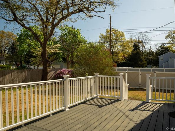 37 Amsterdam Street, Huntington NY 11743