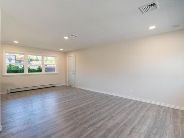 37 Amsterdam Street, Huntington NY 11743