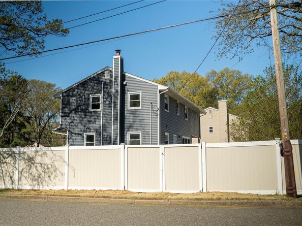 37 Amsterdam Street, Huntington NY 11743