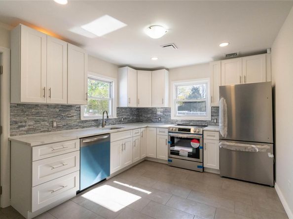 37 Amsterdam Street, Huntington NY 11743