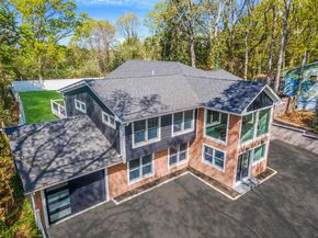 40 Friendly Road, Smithtown NY 11787