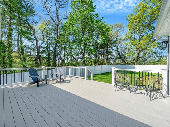 40 Friendly Road, Smithtown NY 11787