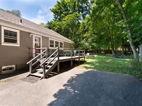 11 Quaker Path, Stony Brook NY 11790