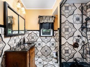 11 Quaker Path, Stony Brook NY 11790