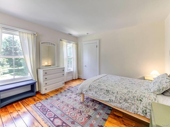 5 N Menantic Road, Shelter Island NY 11964