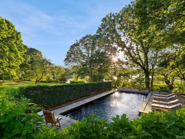 5 N Menantic Road, Shelter Island NY 11964