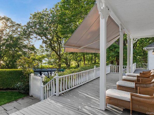 5 N Menantic Road, Shelter Island NY 11964