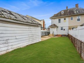 19619 89th Road, Hollis NY 11423