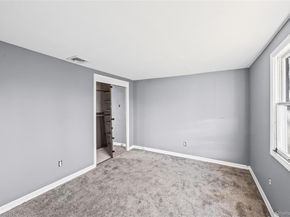 4 Vale Court, Mount Sinai NY 11766