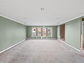 4 Vale Court, Mount Sinai NY 11766