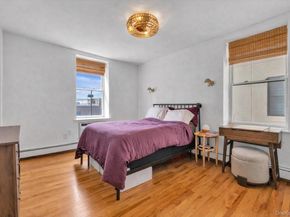 25 W Broadway 207, Long Beach NY 11561