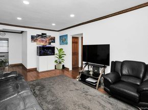 198-28 Pompeii Avenue 1A, Holliswood NY 11423