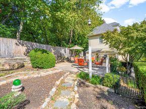 49 Weaver Street, Larchmont NY 10538