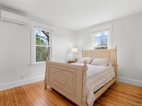 49 Weaver Street, Larchmont NY 10538