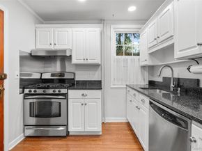 49 Weaver Street, Larchmont NY 10538