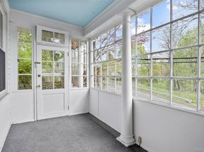 49 Weaver Street, Larchmont NY 10538