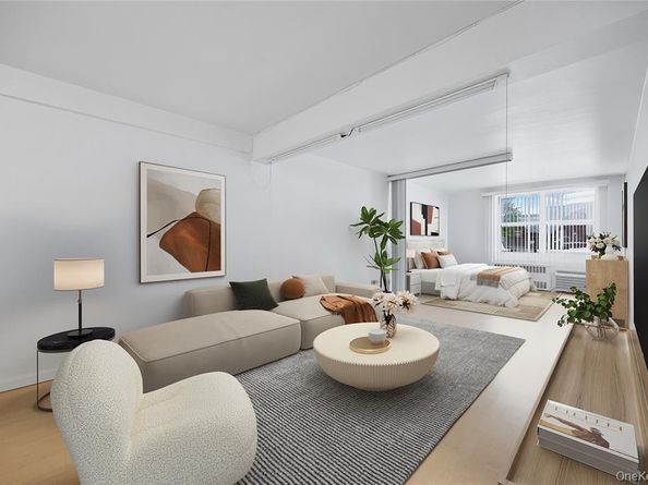 142-05 Roosevelt Avenue 331, Flushing NY 11354