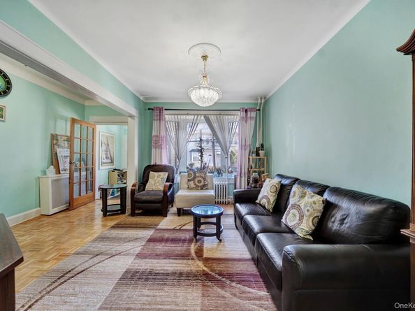 8915 88th Street, Woodhaven NY 11421