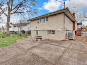 125 Marcus Avenue, New Hyde Park NY 11040