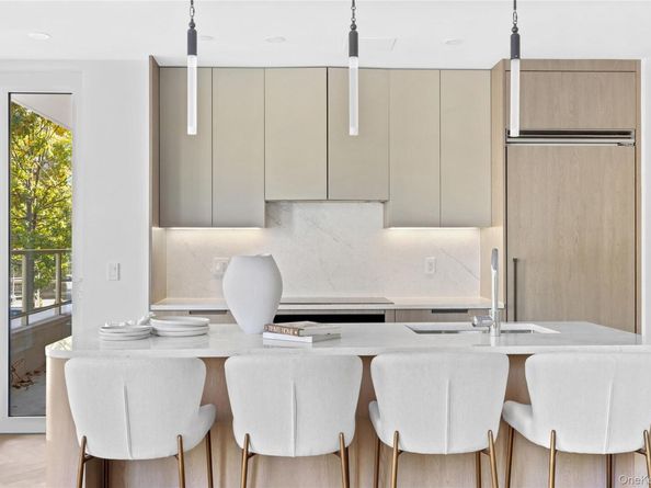 78-29 Austin Street 502, Forest Hills NY 11375