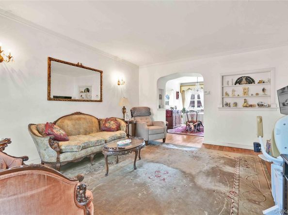 2151 47th Street 1, Astoria NY 11105