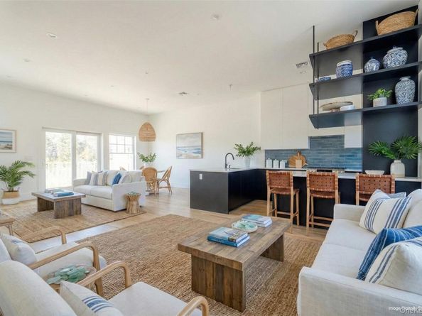 68 Foster Avenue 3, Hampton Bays NY 11946